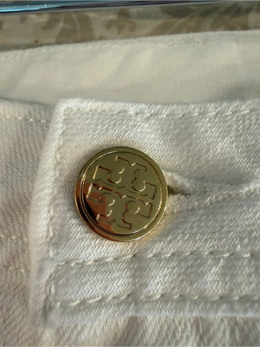 Tory Burch white slight